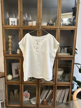 White Linen Button-Front Short Sleeve Top